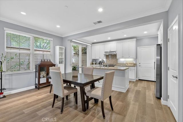 268 Overbrook, Irvine, CA 92620