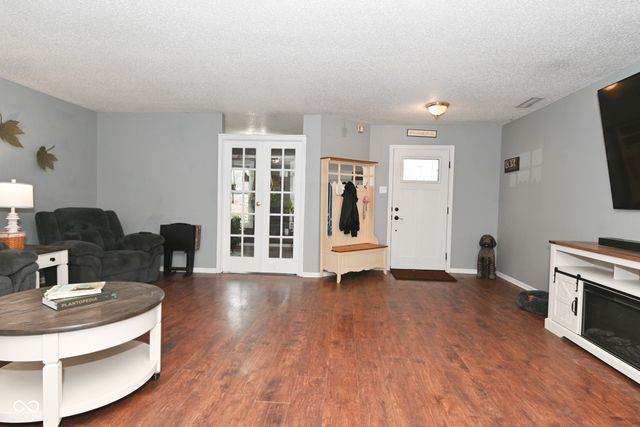 8722 Aylesworth Drive, Camby, IN 46113