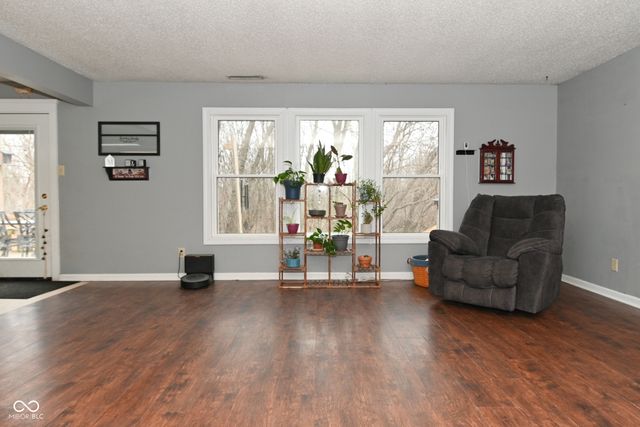 8722 Aylesworth Drive, Camby, IN 46113