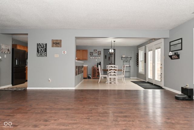 8722 Aylesworth Drive, Camby, IN 46113