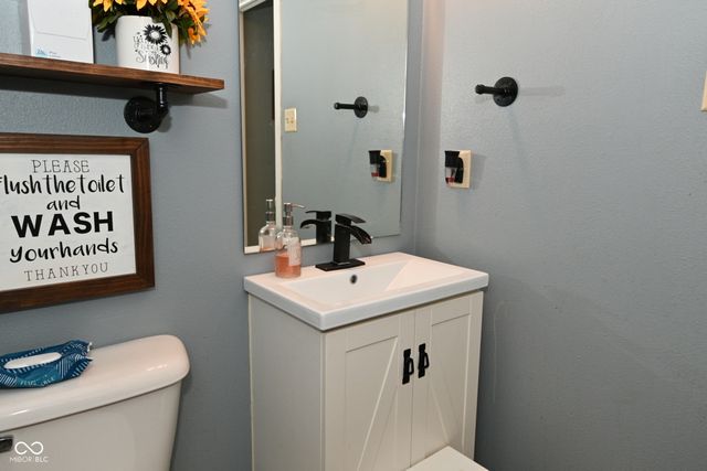 8722 Aylesworth Drive, Camby, IN 46113