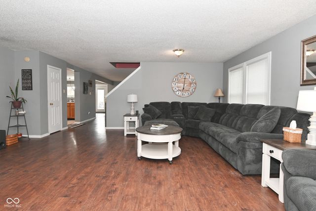 8722 Aylesworth Drive, Camby, IN 46113