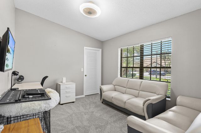 8180 Bellwort Place, Boynton Beach, FL 33472