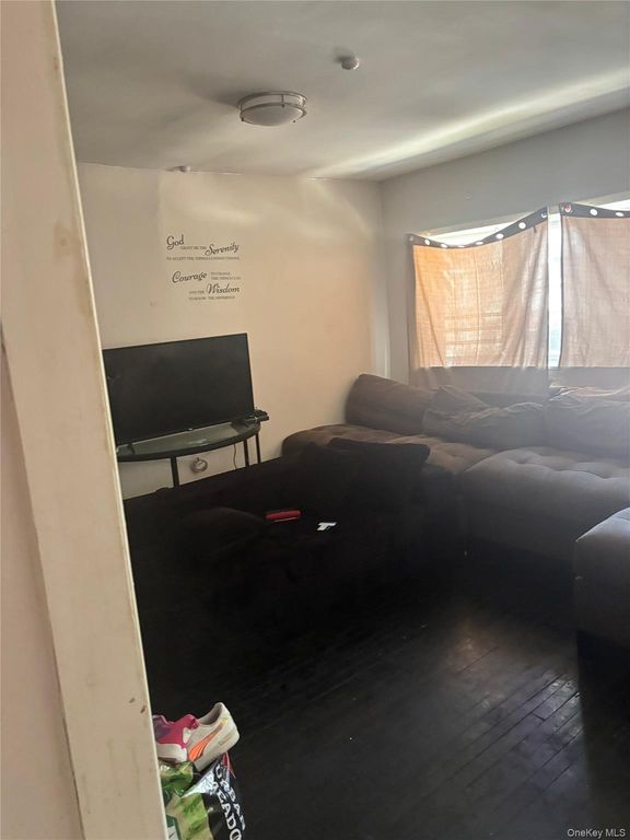11542 126th Street, Richmond Hill S., NY 11420