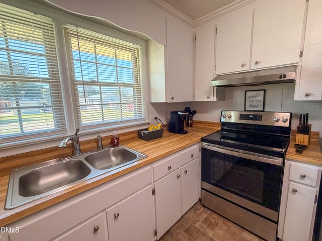 112 Tulane Street, Dudley, NC 28333