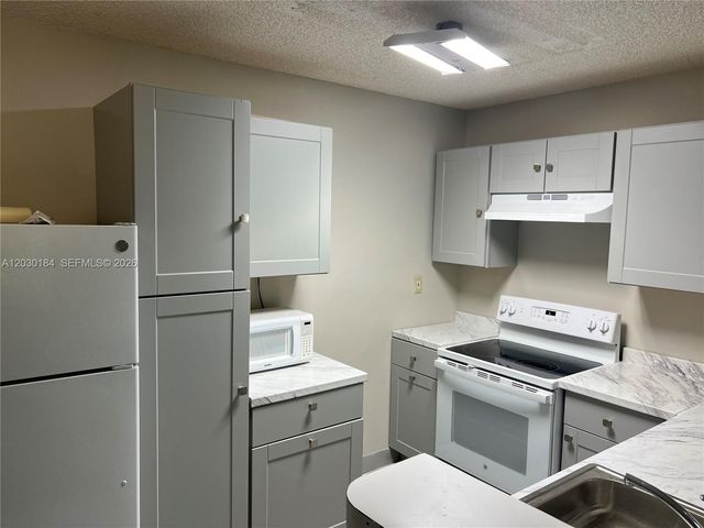 951 Lyons Rd 6104, Coconut Creek, FL 33063
