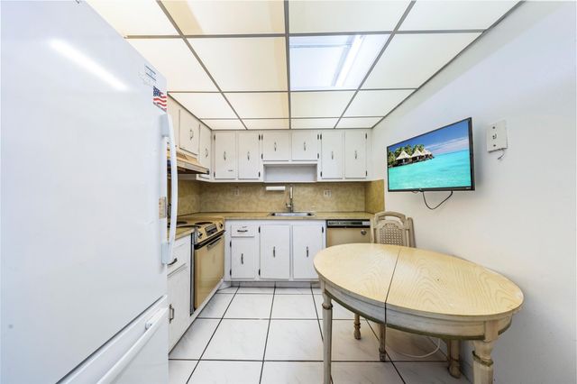 600 Three Islands Boulevard 301, Hallandale Beach, FL 33009