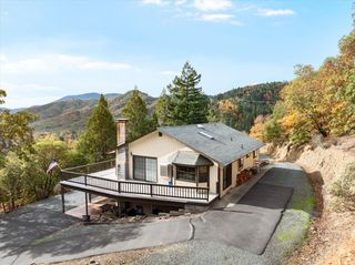 3116 Wards Creek Road, Rogue River, OR 97537
