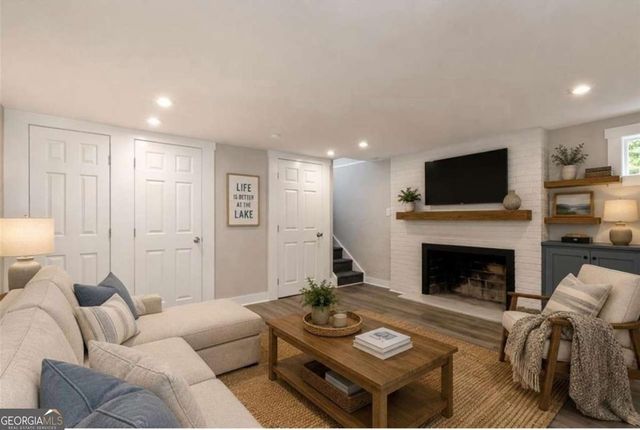 75 Lake Drive, Dawsonville, GA 30534