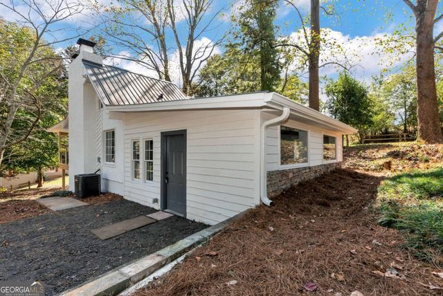 75 Lake Drive, Dawsonville, GA 30534