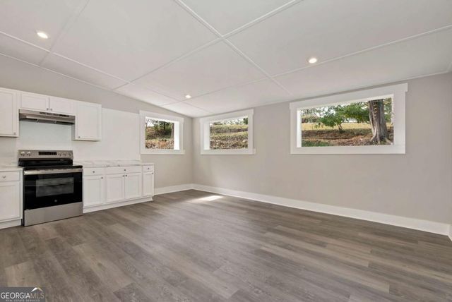 75 Lake Drive, Dawsonville, GA 30534