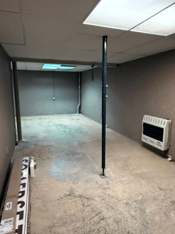 11521 Jamestown West Drive, Fishers, IN 46038