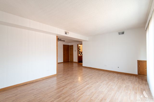 9708 Nottingham Avenue 11, Chicago Ridge, IL 60415