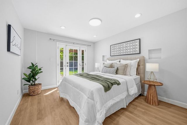 413 Del Medio Avenue, Mountain View, CA 94040