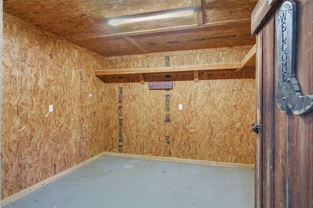 370 VZ County Road 4134, Canton, TX 75103