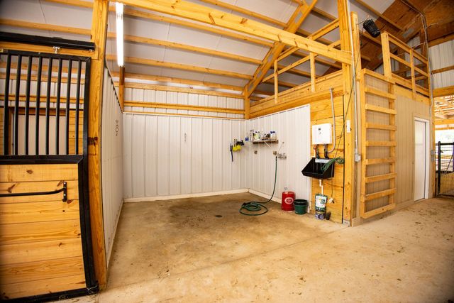 370 VZ County Road 4134, Canton, TX 75103