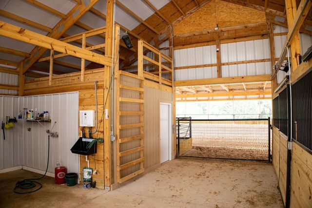 370 VZ County Road 4134, Canton, TX 75103