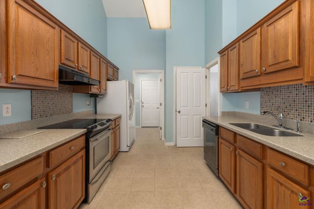226 Autumn Trace Court, Macon, GA 31210