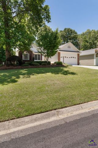 226 Autumn Trace Court, Macon, GA 31210