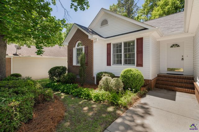 226 Autumn Trace Court, Macon, GA 31210