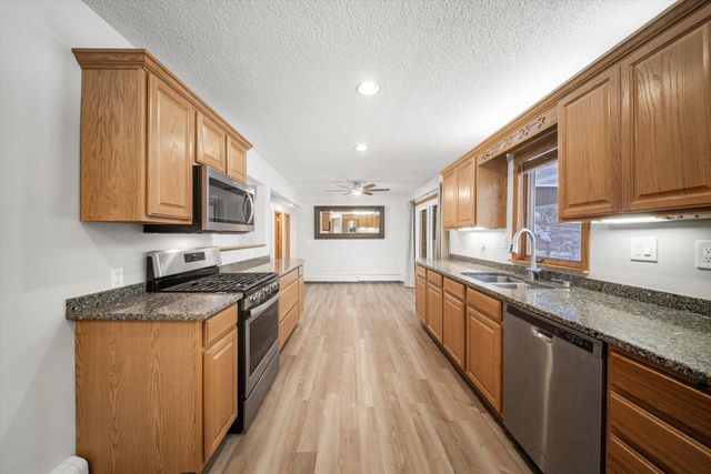 5601 Schutta Road, Shoreview, MN 55126