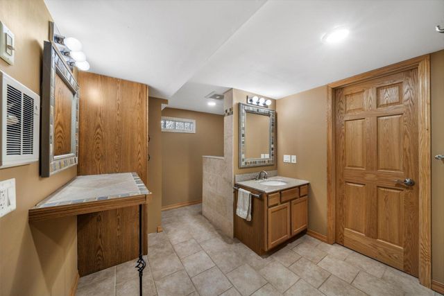 5601 Schutta Road, Shoreview, MN 55126