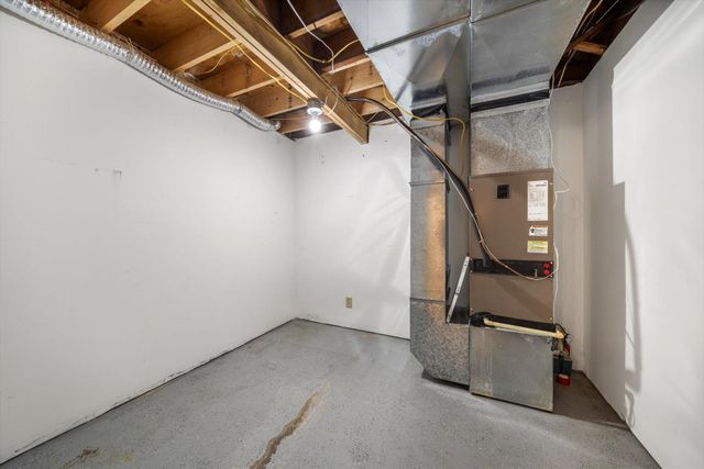 5601 Schutta Road, Shoreview, MN 55126