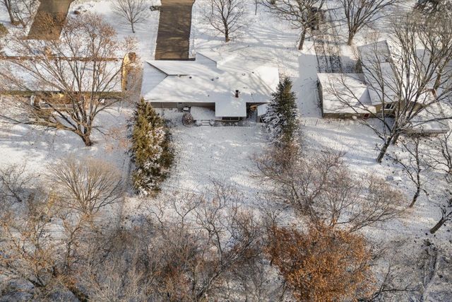 5601 Schutta Road, Shoreview, MN 55126