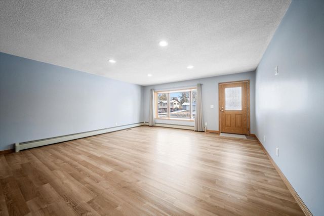 5601 Schutta Road, Shoreview, MN 55126