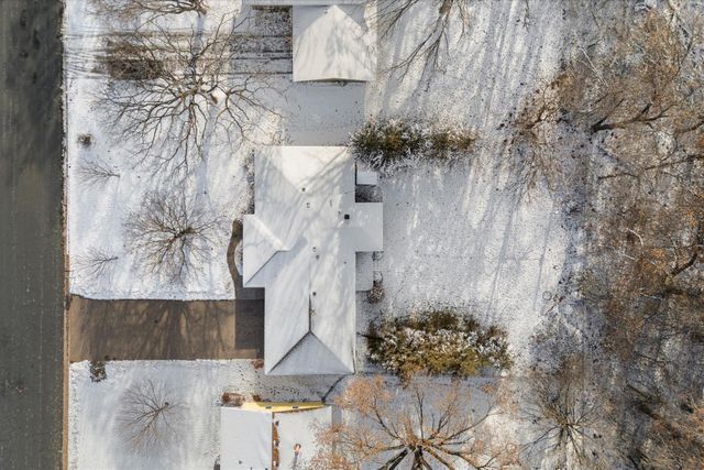 5601 Schutta Road, Shoreview, MN 55126