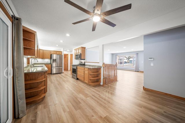 5601 Schutta Road, Shoreview, MN 55126