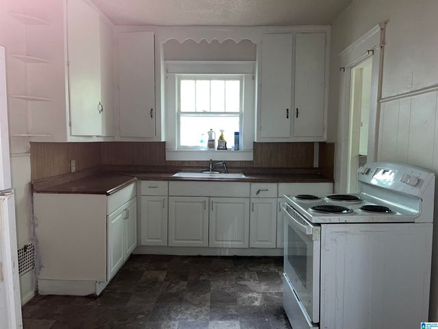 8115 6TH AVENUE N, Birmingham, AL 35206