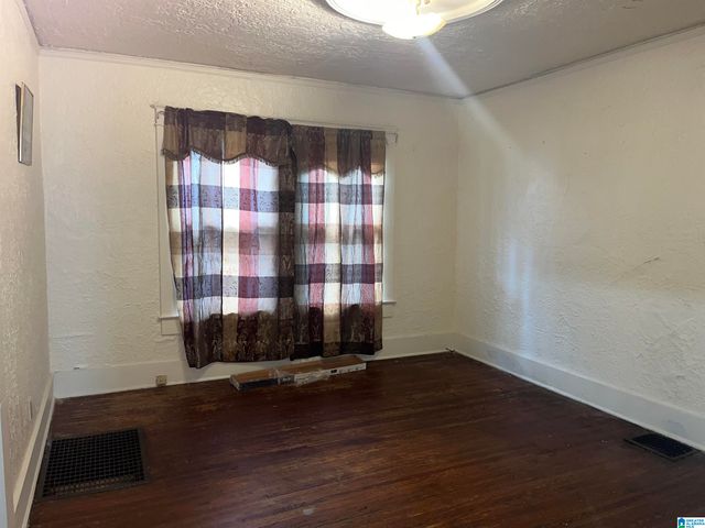 8115 6TH AVENUE N, Birmingham, AL 35206