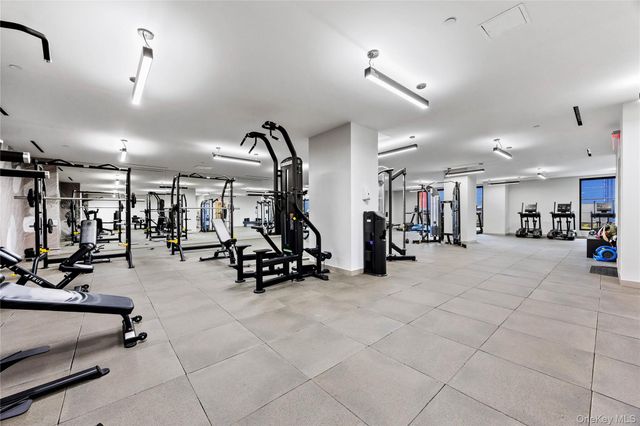 131-02A 40th Road 14B, Flushing, NY 11354