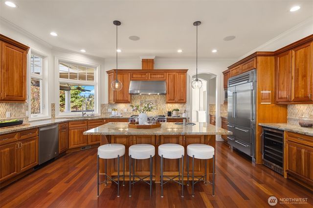 9750 SE 5th Street, Bellevue, WA 98004