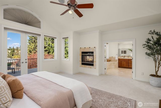 9750 SE 5th Street, Bellevue, WA 98004