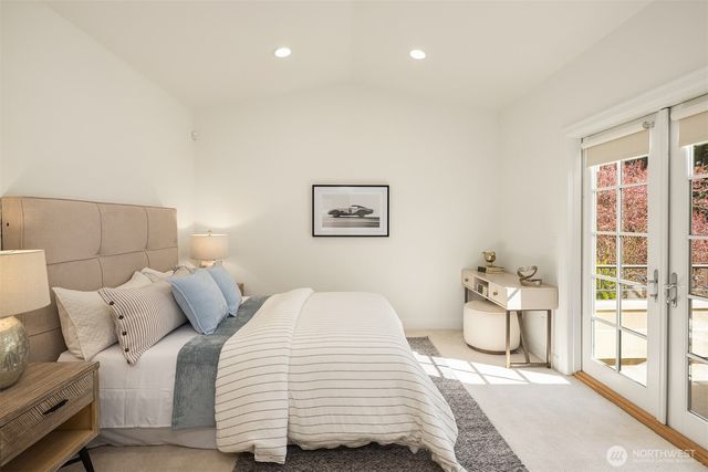 9750 SE 5th Street, Bellevue, WA 98004