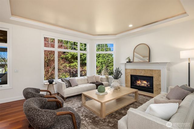 9750 SE 5th Street, Bellevue, WA 98004