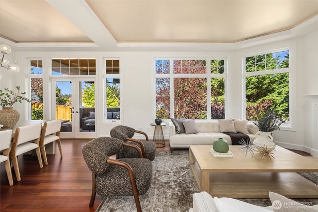 9750 SE 5th Street, Bellevue, WA 98004