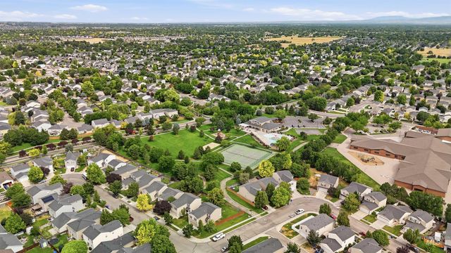 7516 S Foremast Ave, Boise, ID 83709
