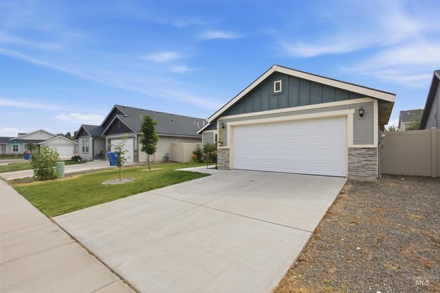7516 S Foremast Ave, Boise, ID 83709
