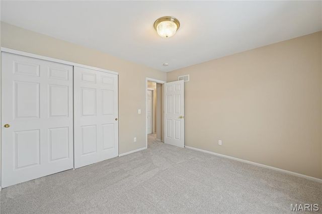 1030 Reddington Timbers Drive, St Charles, MO 63304