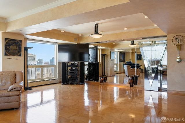 1177 California Street 1210, San Francisco, CA 94108