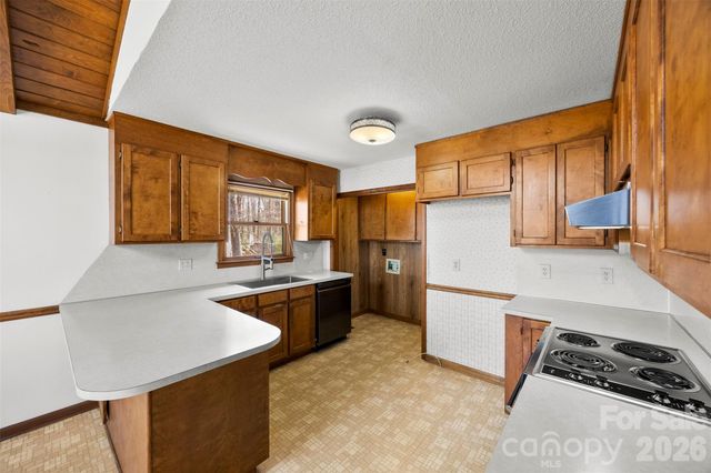 2010 Sprucewood Street, Albemarle, NC 28001