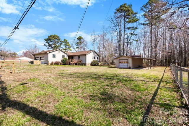 2010 Sprucewood Street, Albemarle, NC 28001