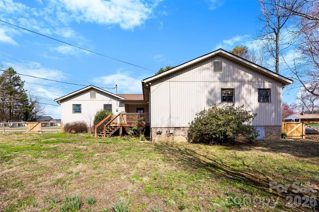 2010 Sprucewood Street, Albemarle, NC 28001