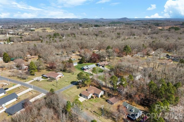 2010 Sprucewood Street, Albemarle, NC 28001