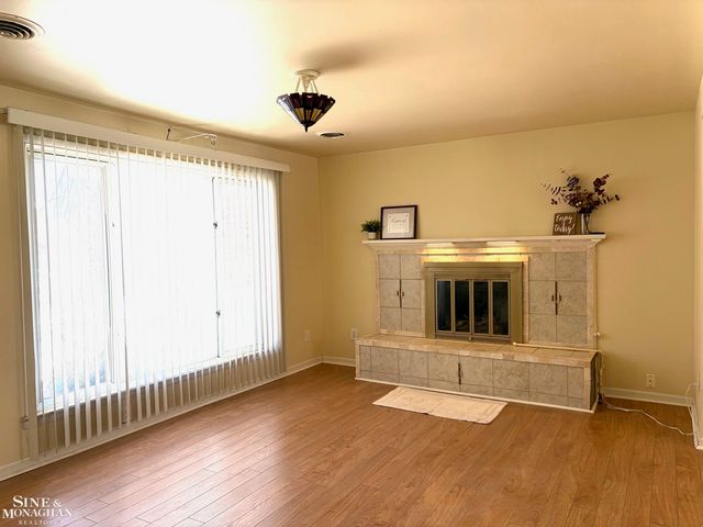 7267 Arcola Street, Westland, MI 48185