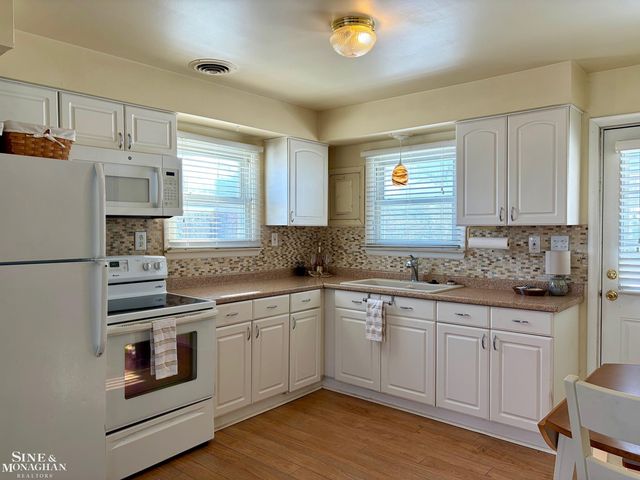 7267 Arcola Street, Westland, MI 48185