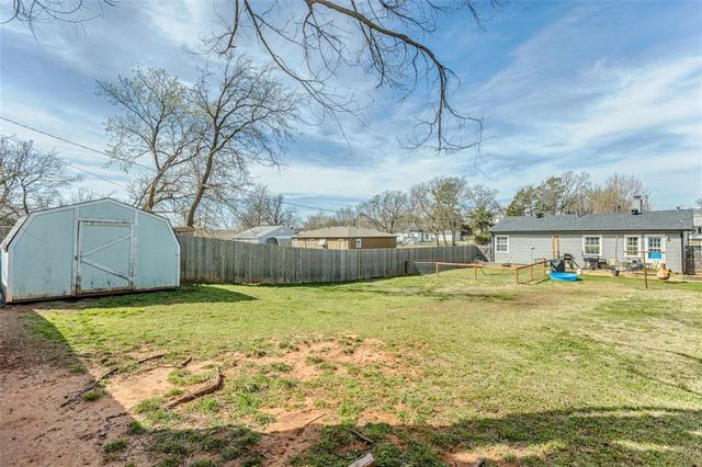 1815 N Bell Avenue, Shawnee, OK 74804